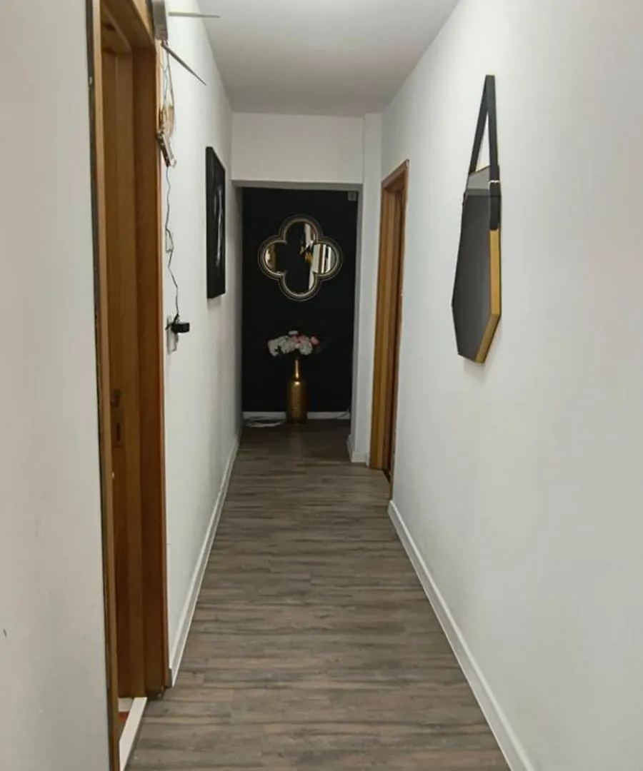 Old Town Central Apartment With 4 Private Bedrooms For Up To 14 People Bukareszt
