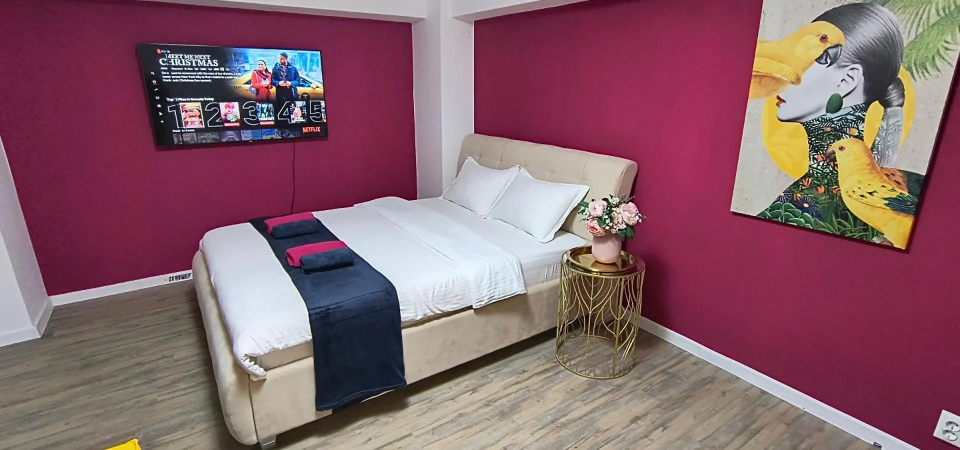 Old Town Central Apartment With 4 Private Bedrooms For Up To 14 People Bukareszt Rumunia