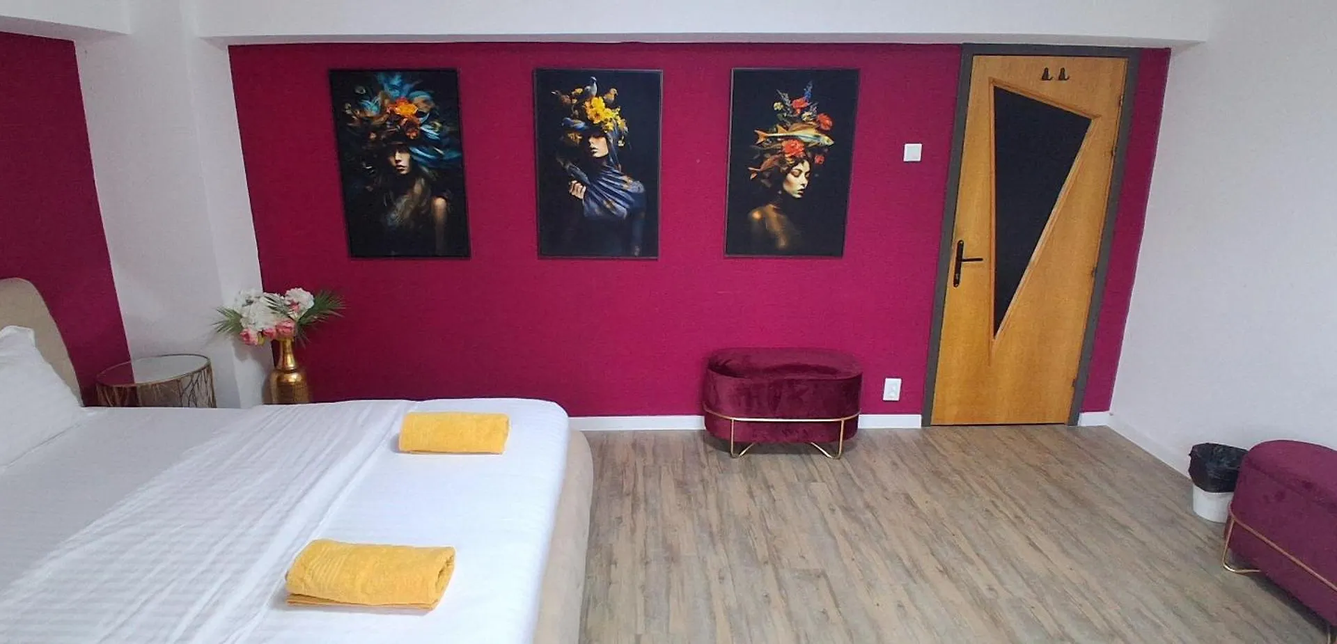 Old Town Central Apartment With 4 Private Bedrooms For Up To 14 People Bukareszt 0*,