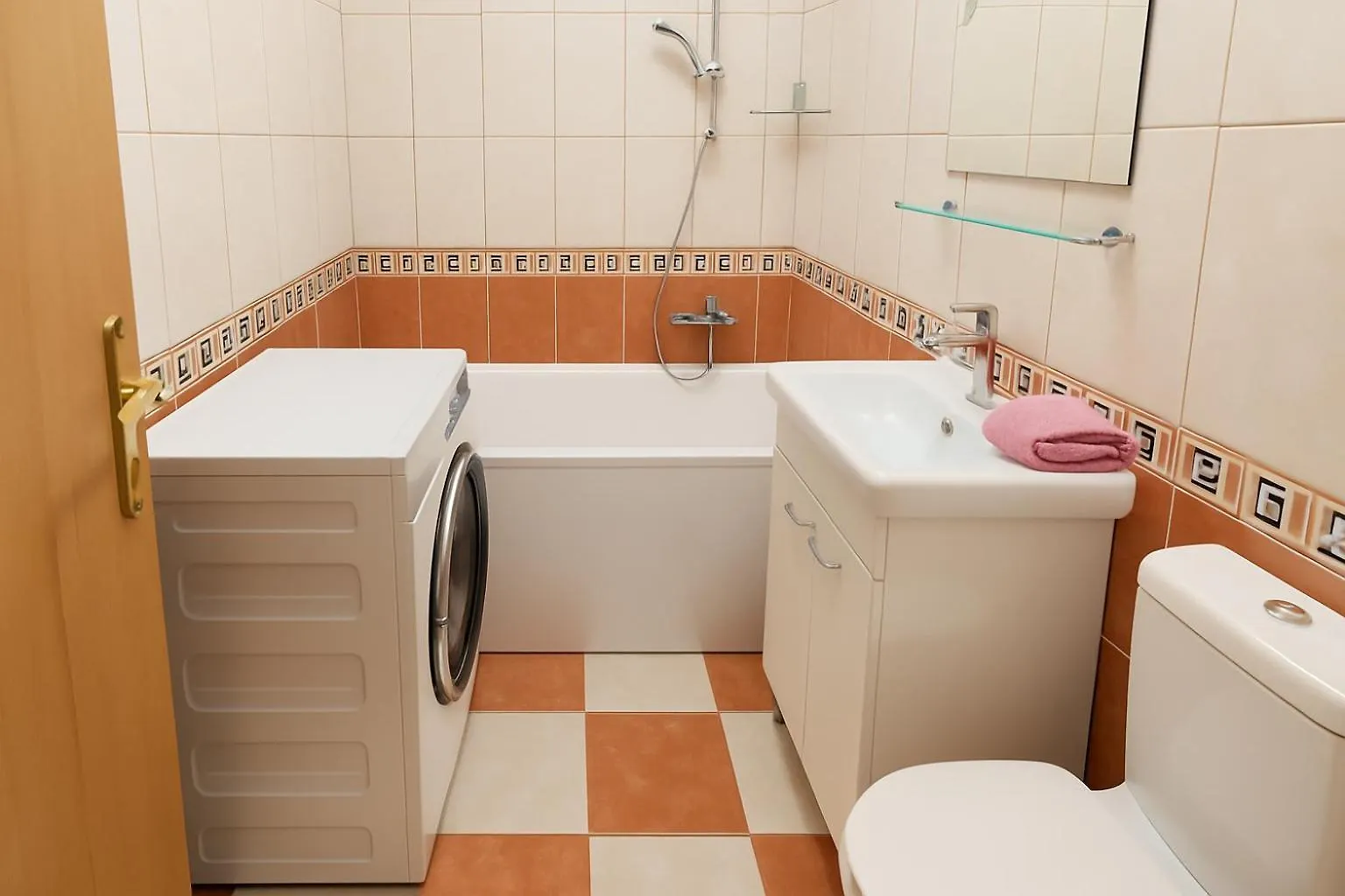 Old Town Central Apartment With 4 Private Bedrooms For Up To 14 People Bukareszt