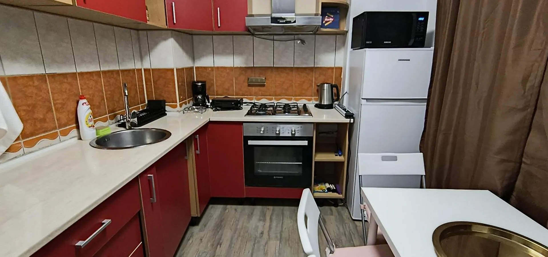 Old Town Central Apartment With 4 Private Bedrooms For Up To 14 People Bucharest 0*,